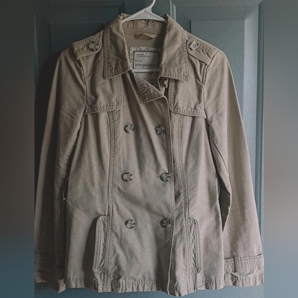 Aeropostale spring coat, neutral color; Small Petite but fits like an xs-s - Picture 2 of 5